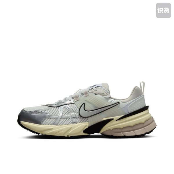 کفش زنانه و مردانه نایک Nike V2K Run کد 2039 - تصویر 12